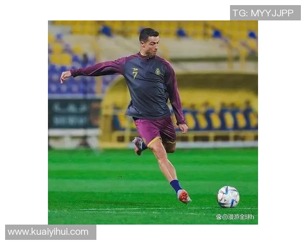 自律与坚持成就传奇足球明星C罗的成功之路与心路历程 自律与坚持成就传奇足球明星C罗的成功之路与心路历程