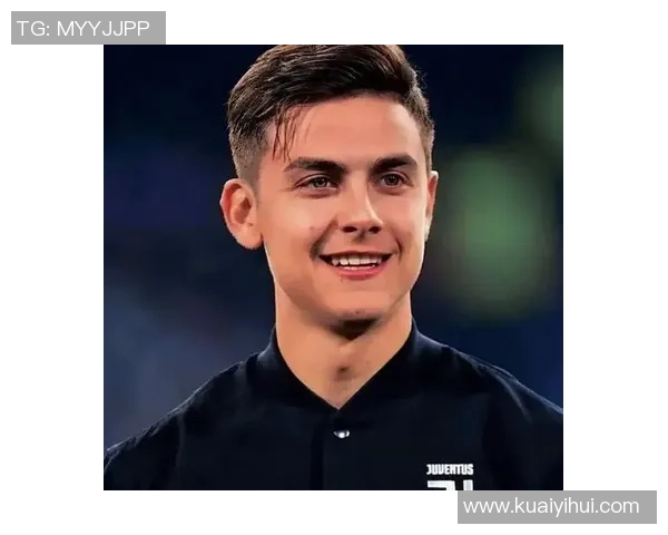 足球明星男生头像精选展现运动魅力与个性风采 足球明星男生头像精选展现运动魅力与个性风采